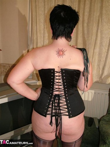 Double Dee In Corset Curves 5