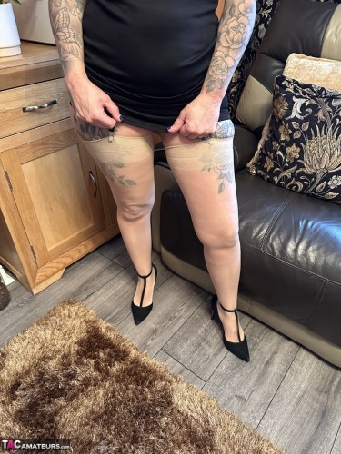 Peeling Off This Sexy Little Black Dress 5