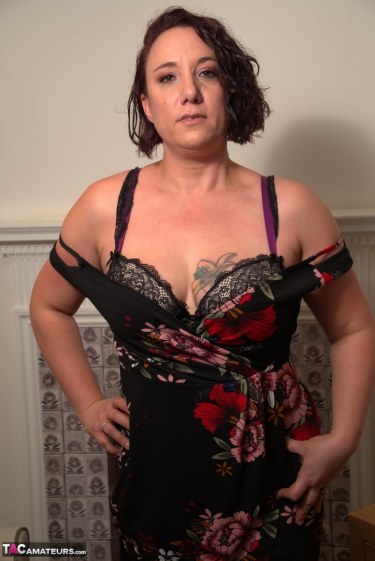 Saras Suggestive Strip 11