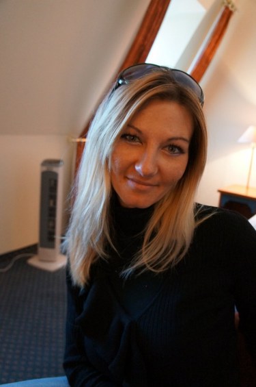 Vanessa Lbd Striptease 1