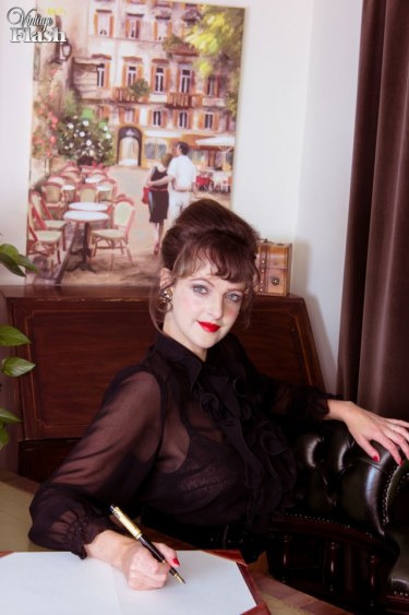 Kate Anne In Time To Get Hands On 1