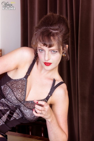 Kate Anne In Time To Get Hands On 12