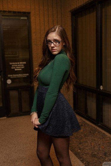 Rochelle Safford In Public 16